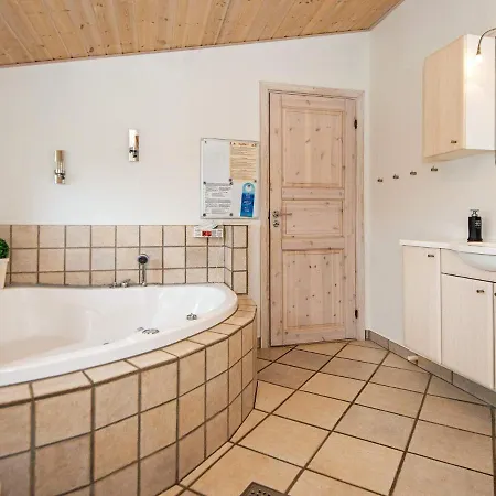 Casa de Férias Three-bedroom Holiday In 21 *